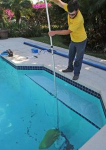professional pool cleaning and debris removal in lakeland fl