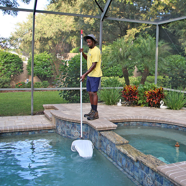 pool cleaning service in sebring fl
